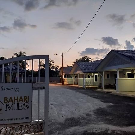 Oyo Homes 90679 Bahari Homes Malacca Екстериор снимка